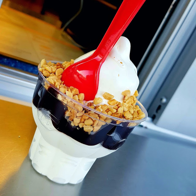 Sundaes