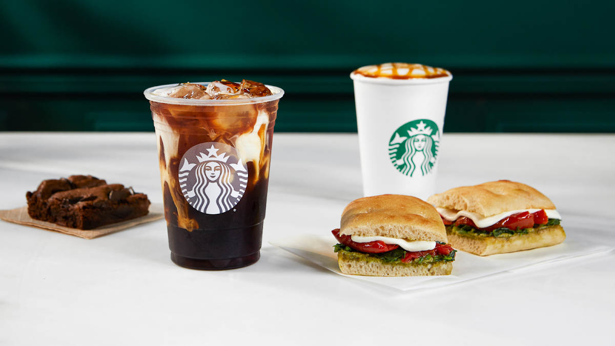 Starbucks - Photo 1