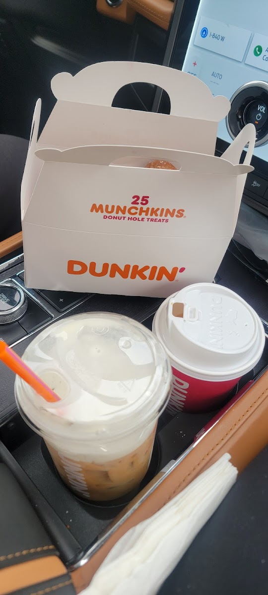 Dunkin' - Photo 4