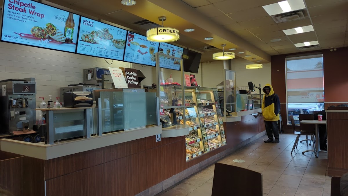 Tim Hortons - Photo 2