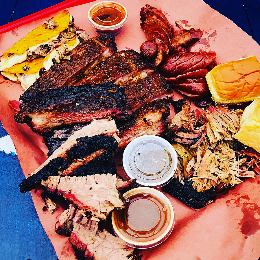 Longhorn Barbecue - Photo 6