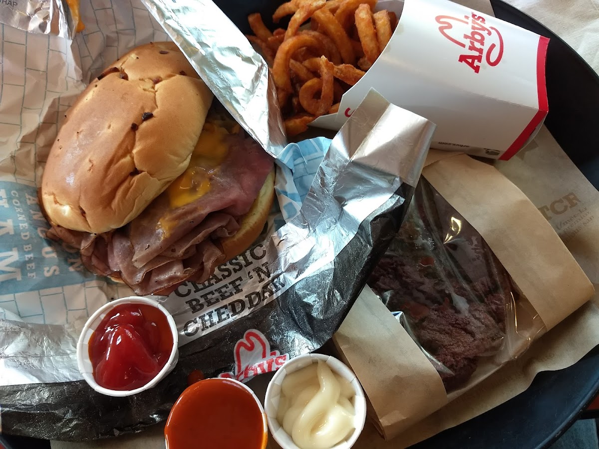 Arby's - Photo 1