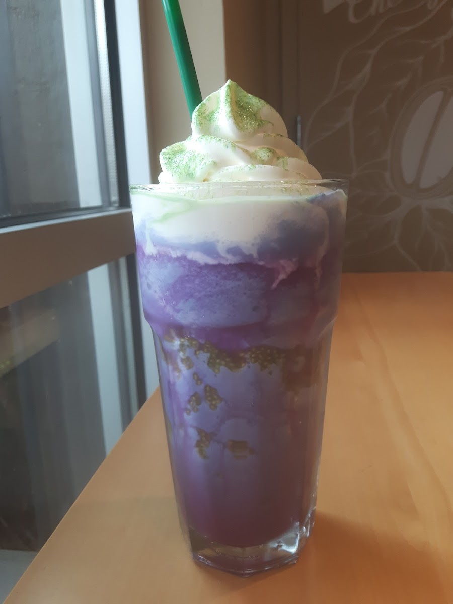 Starbucks - Photo 4