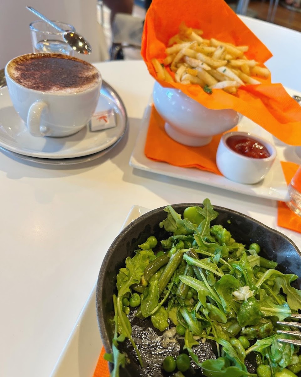 Kafe Leopold - Photo 9