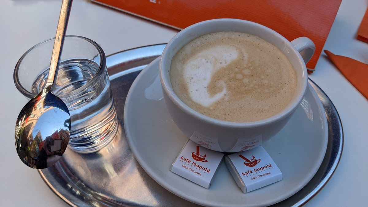 Kafe Leopold - Photo 5