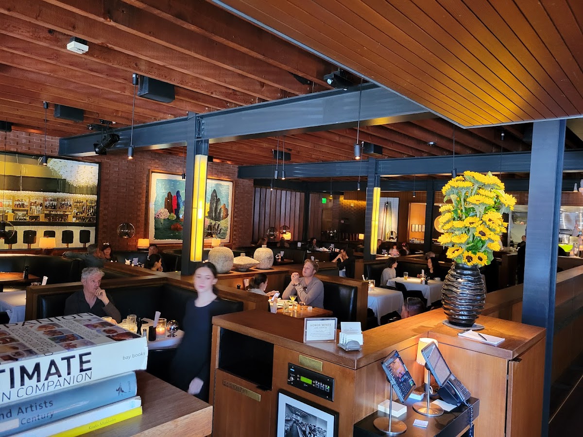 South Beverly Grill