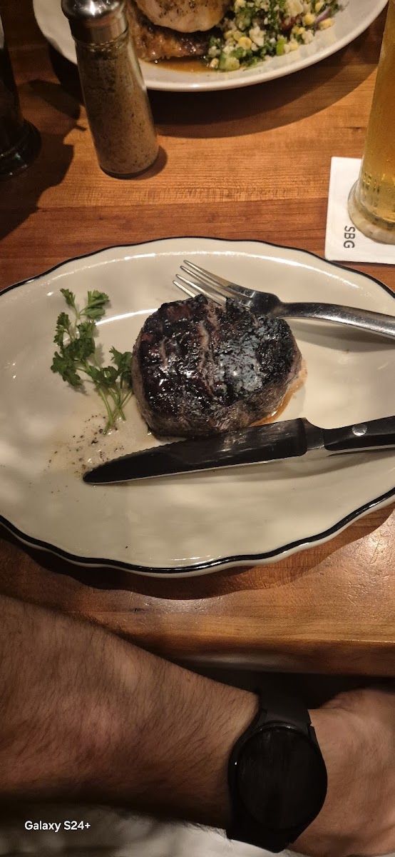 South Beverly Grill - Photo 9