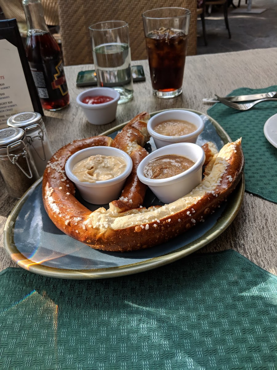 Bully Ranch Restaurant - Photo 7