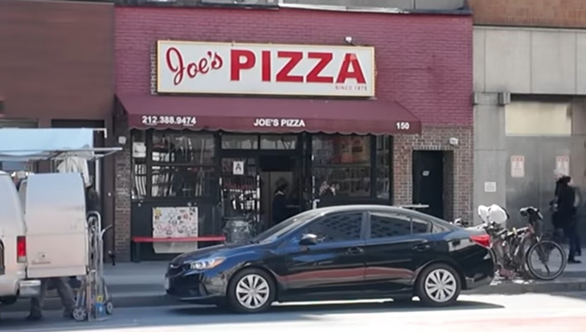 Joe's Pizza Broadway - Photo 2
