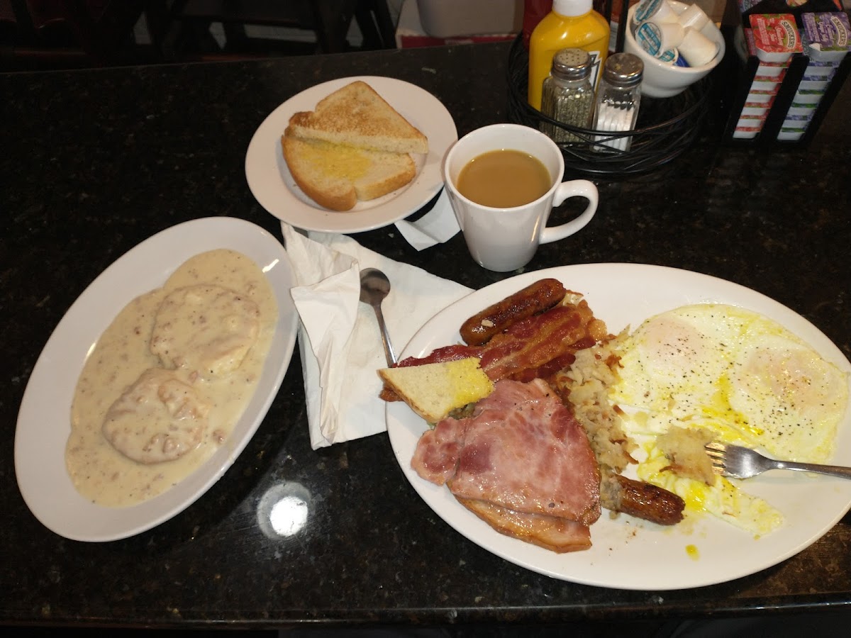 R Diner - Photo 7