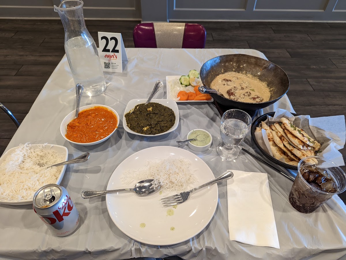 Aga's Restaurant & Catering - Photo 4
