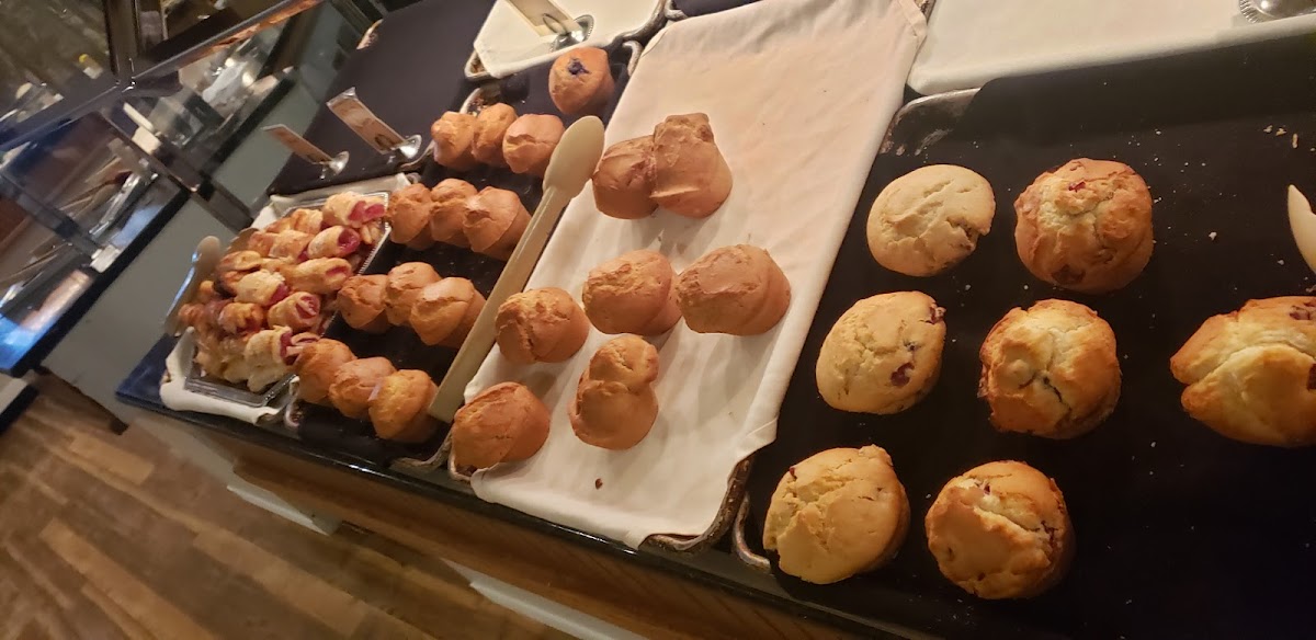 Grand Country Buffet - Photo 6