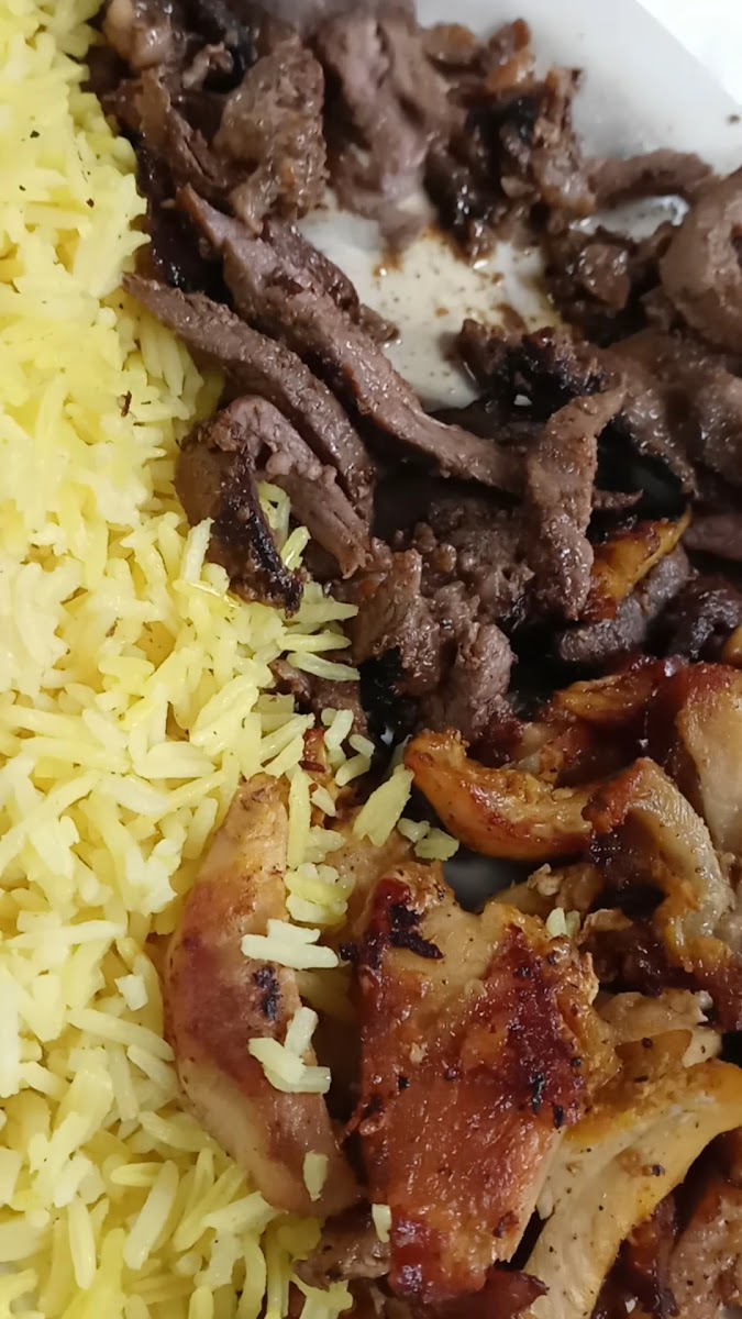 Shawarma Inn - Photo 1