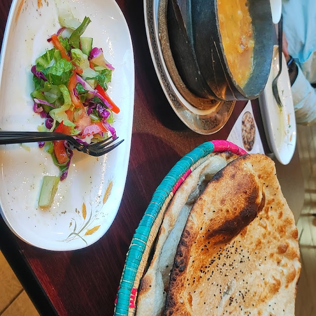Foul Tea and Salad