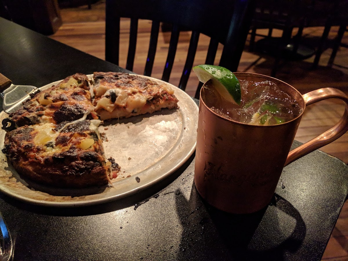 Pearl Street Pizzeria & Pub - Photo 4