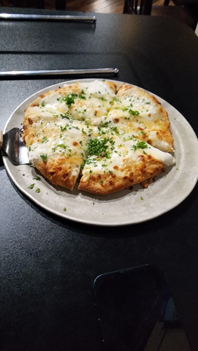 Pearl Street Pizzeria & Pub - Photo 7