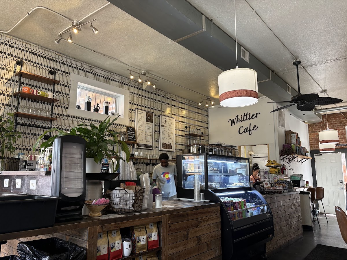 Whittier Cafe - Photo 2