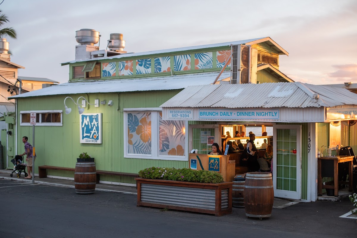 Mala Ocean Tavern