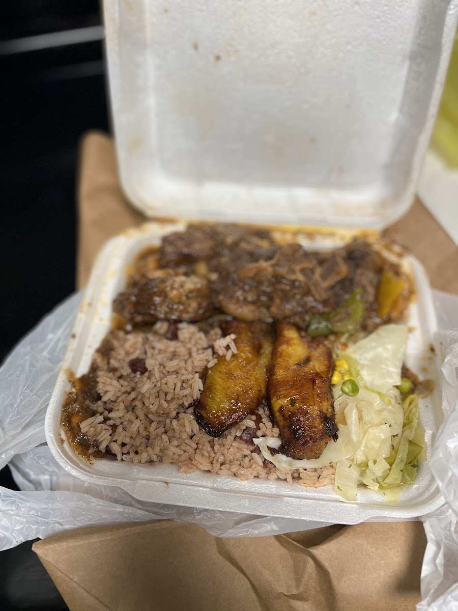 Cool Runnings Jamaican Grill - Photo 4