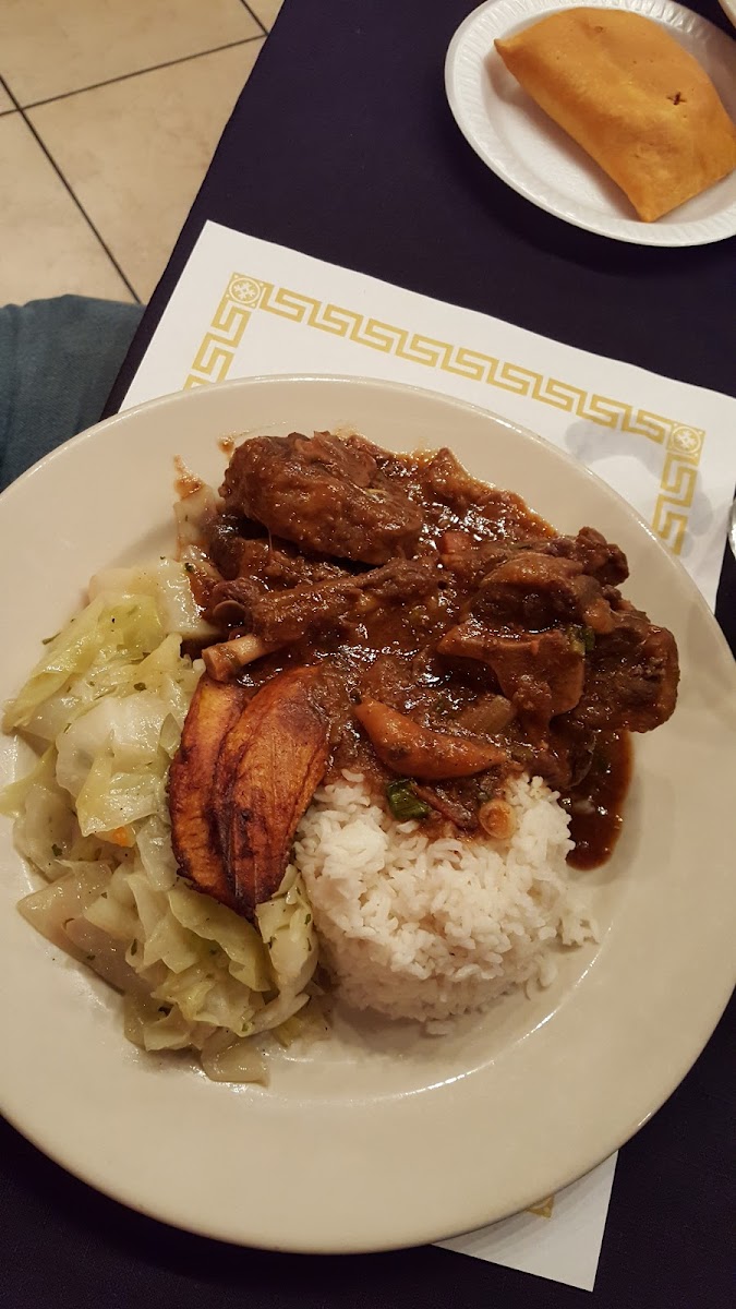Cool Runnings Jamaican Grill - Photo 8