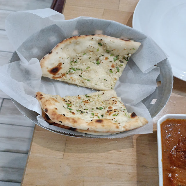Pt - Garlic Naan 12 Naan