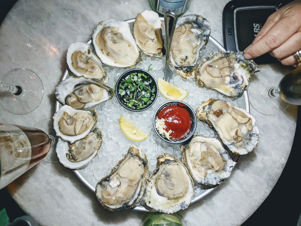 Boathouse Rotisserie & Raw Bar - Photo 4