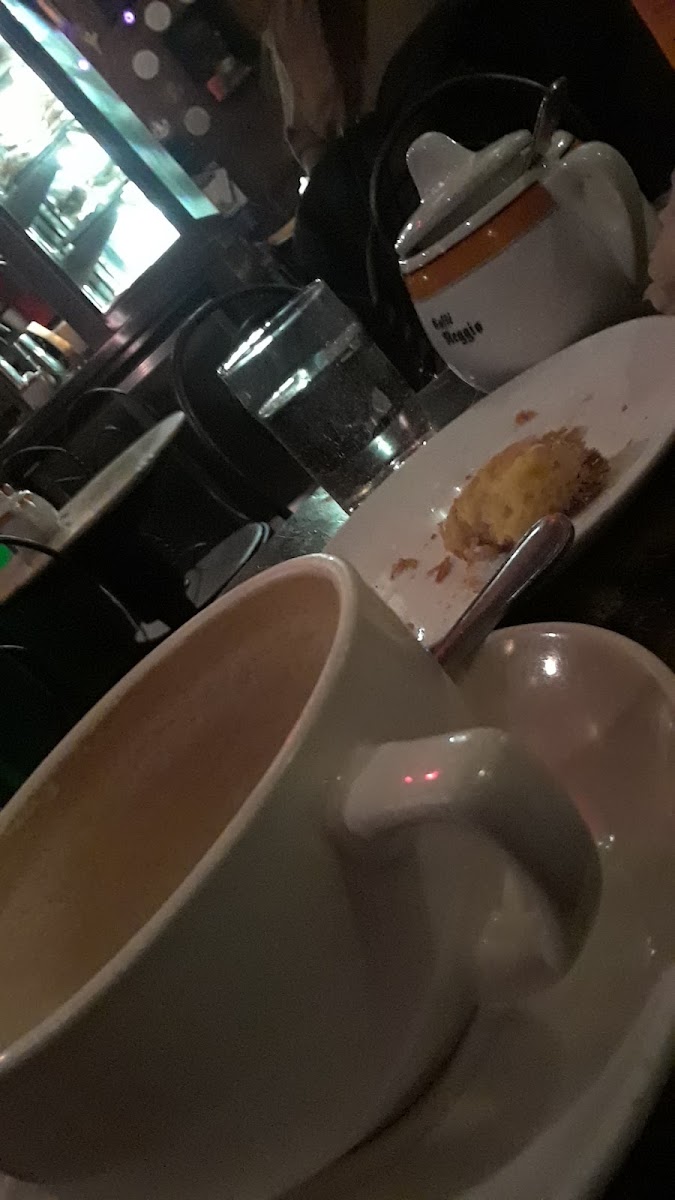 Caffe Reggio - Photo 3