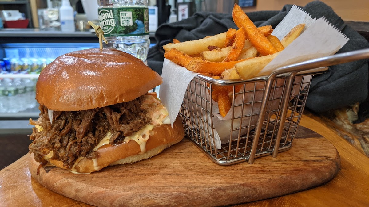 Sin City Burger - Photo 7