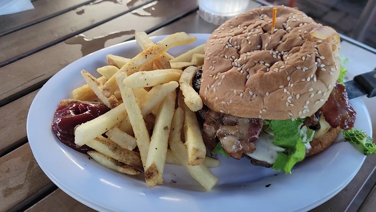 Fogarty's - Photo 1