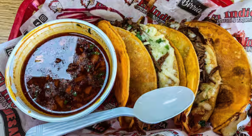 El Indio - Photo 2