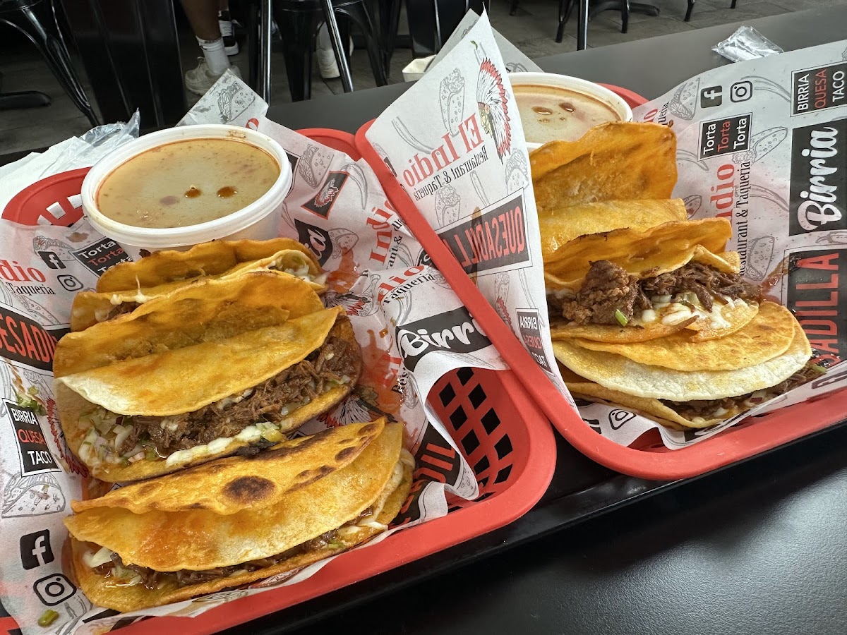 El Indio - Photo 3