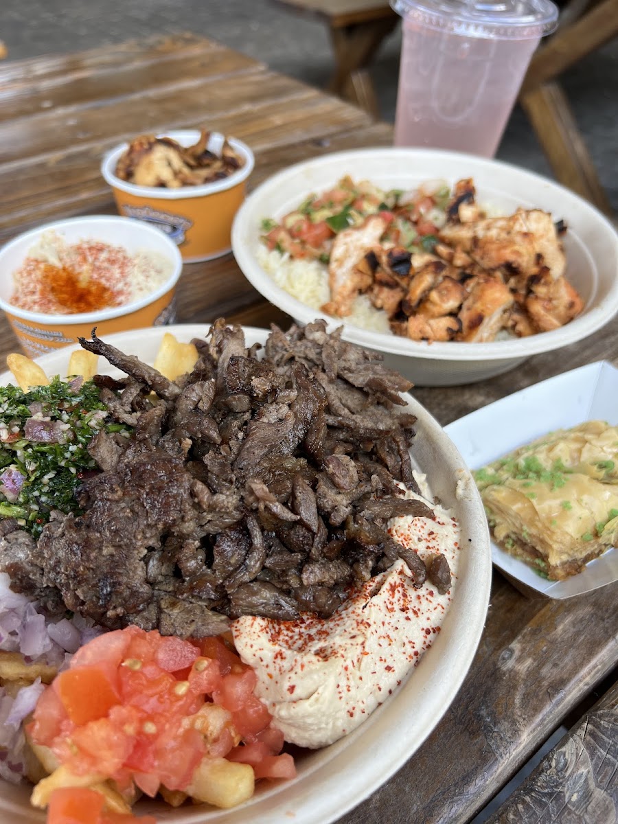 Stephano's Greek & Mediterranean Grill - Photo 4