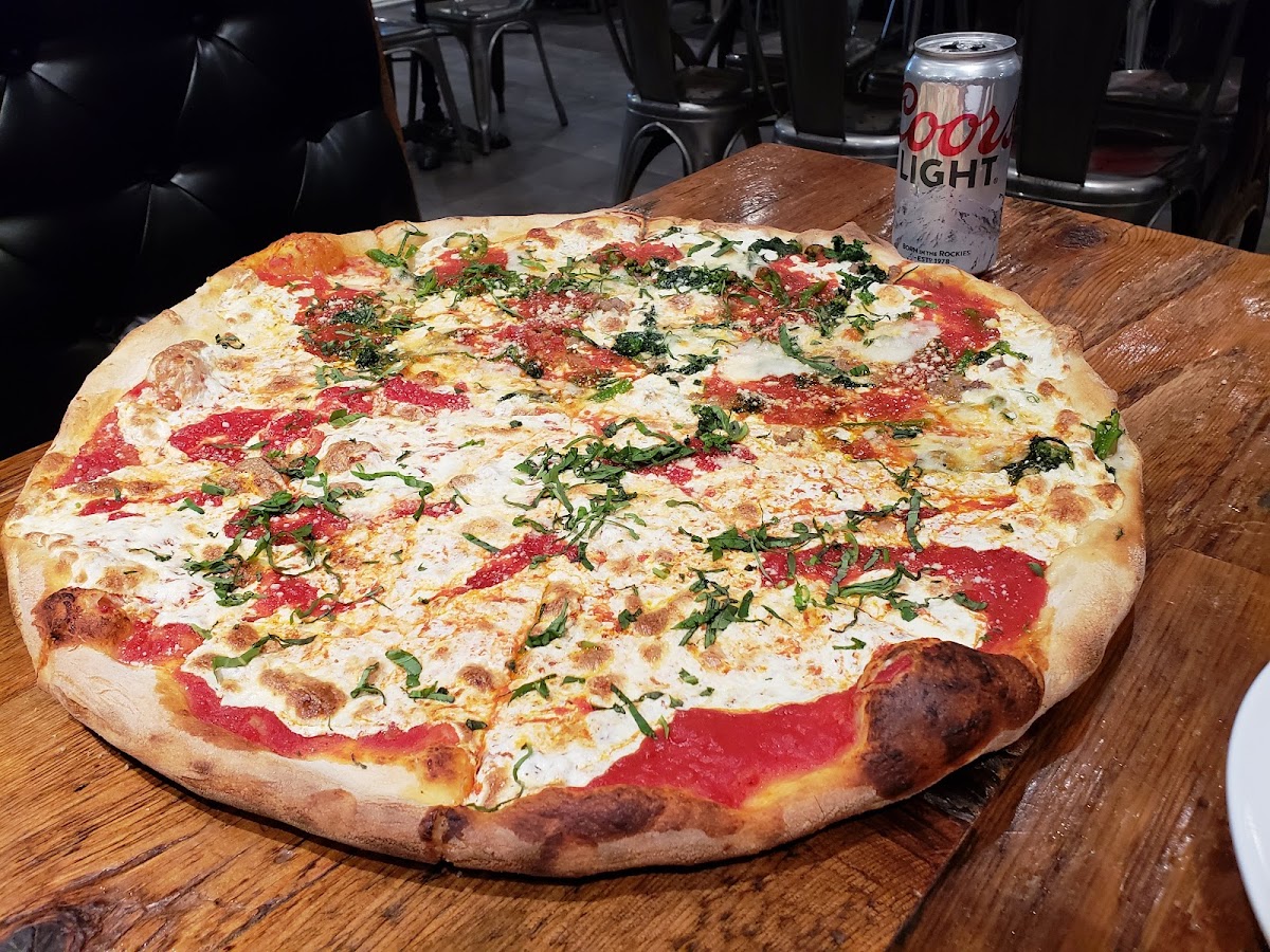 Mancini Pizza - Photo 4