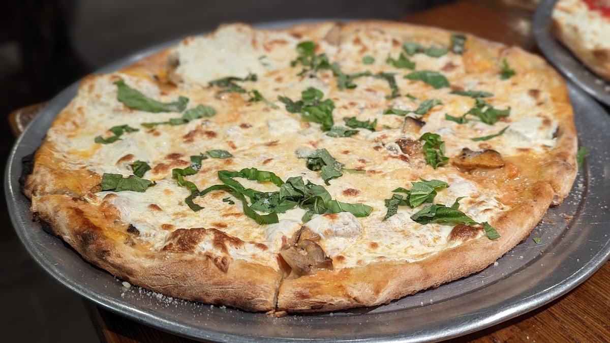 Mancini Pizza - Photo 7