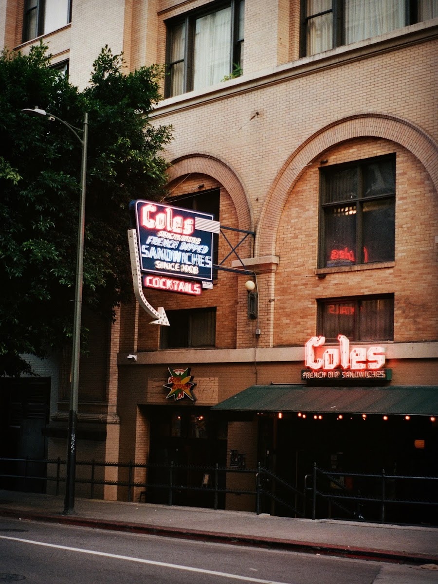 Cole's French Dip - Photo 2