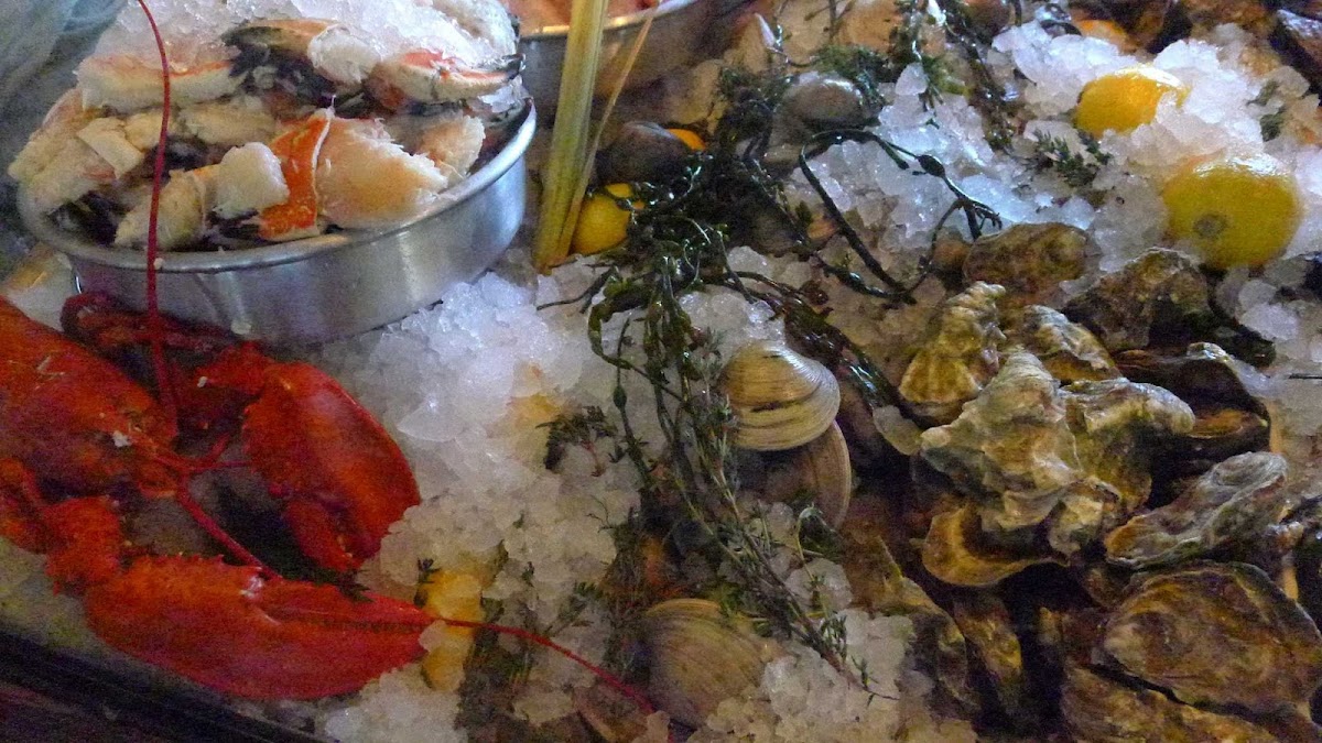 Purdy's Farmer & the Fish - Photo 3