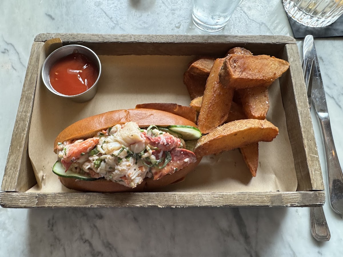 Purdy's Farmer & the Fish - Photo 6