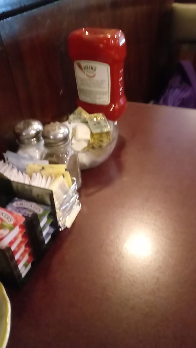 McLean Family Restaurant - Photo 7
