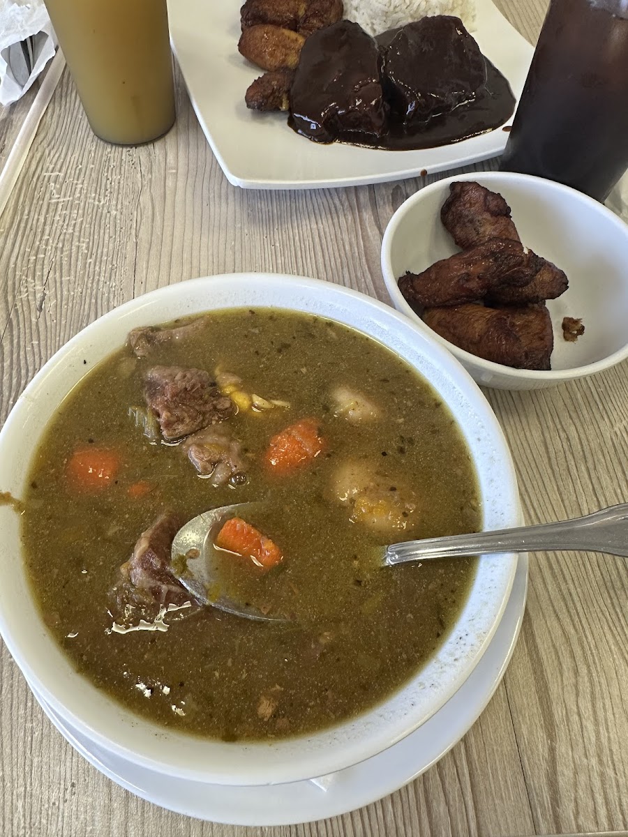 Sabor Venezolano Doral - Photo 9