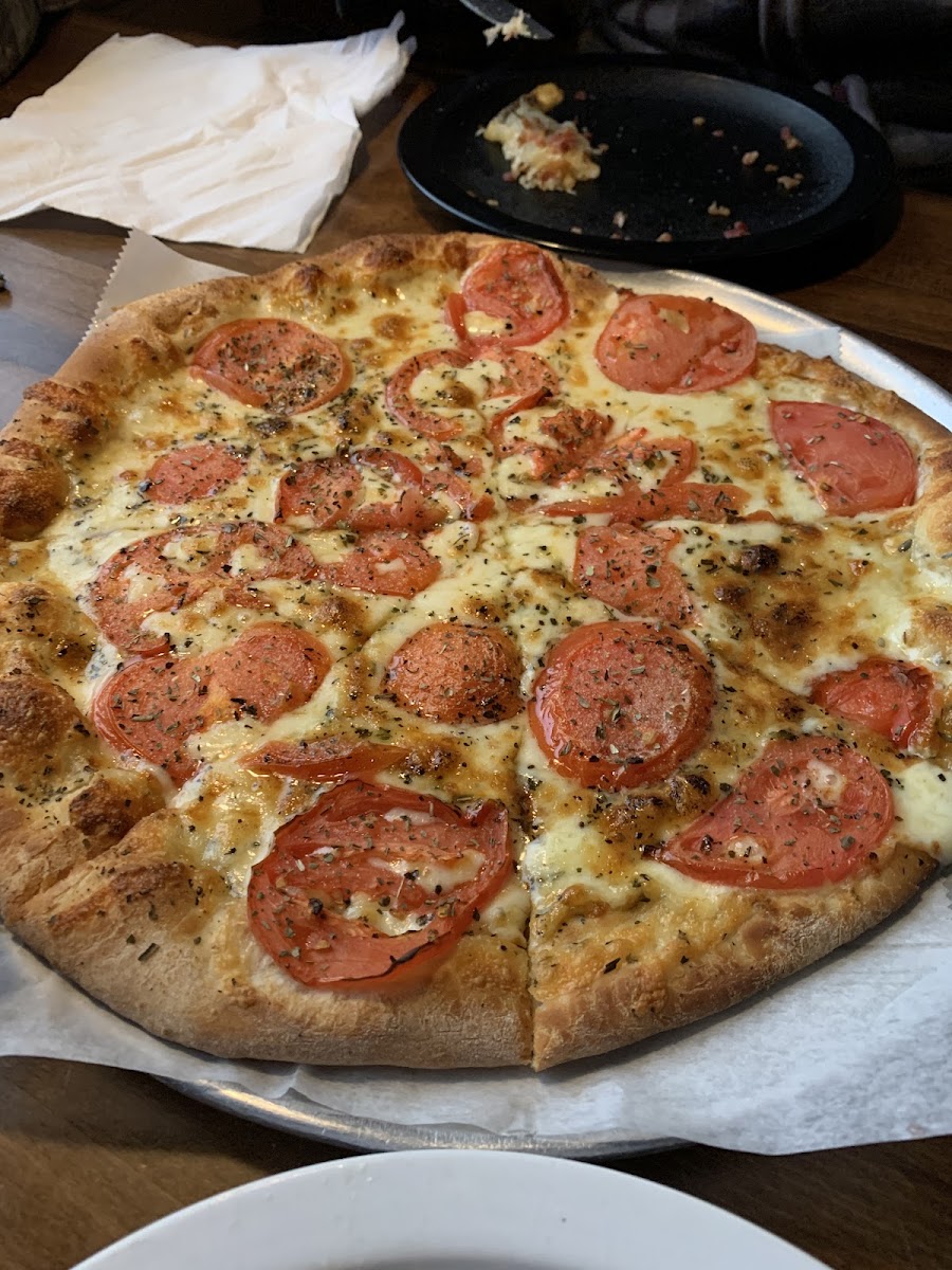 Ponzetti's Pizza - Photo 9