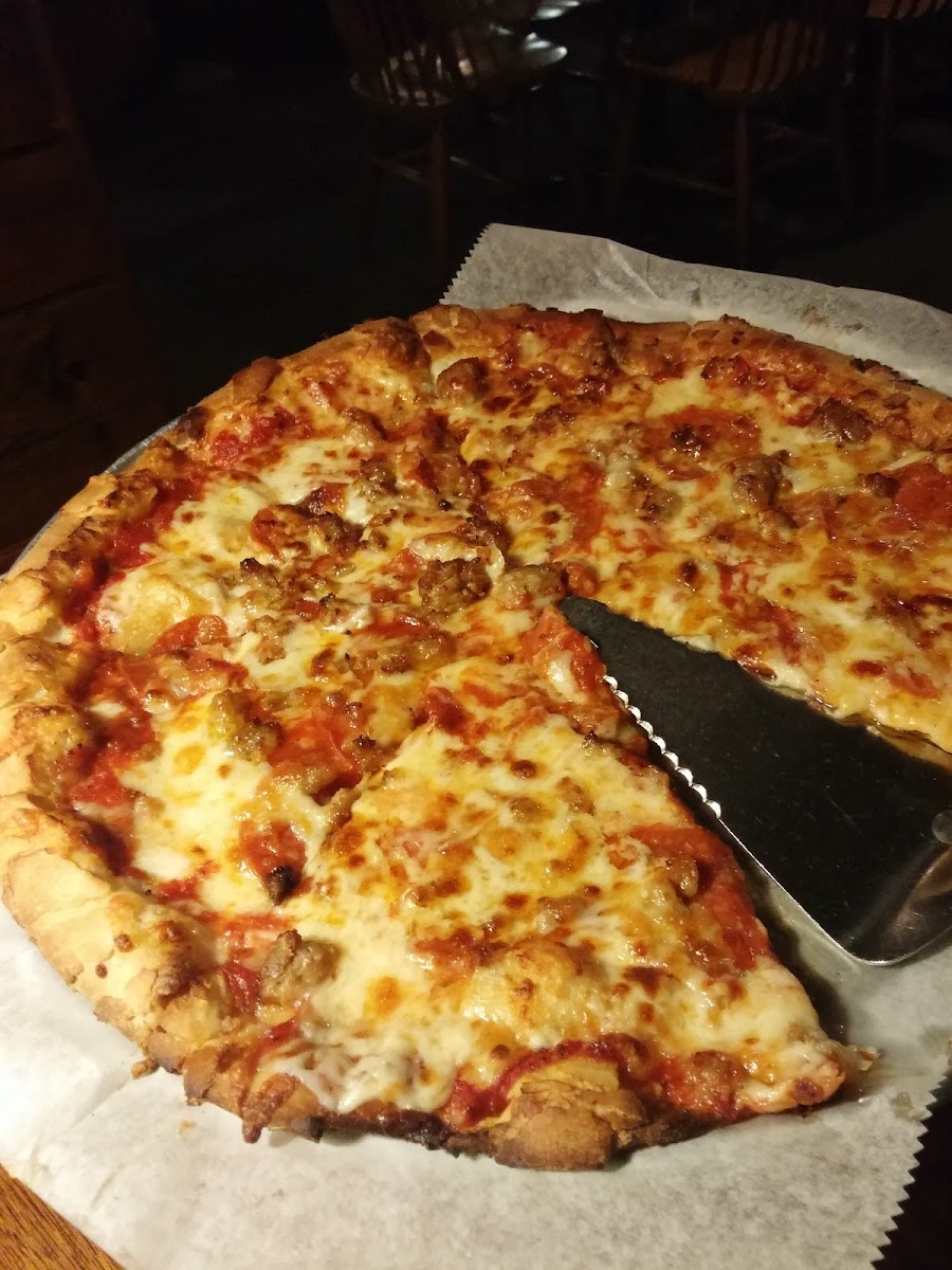 Ponzetti's Pizza - Photo 8