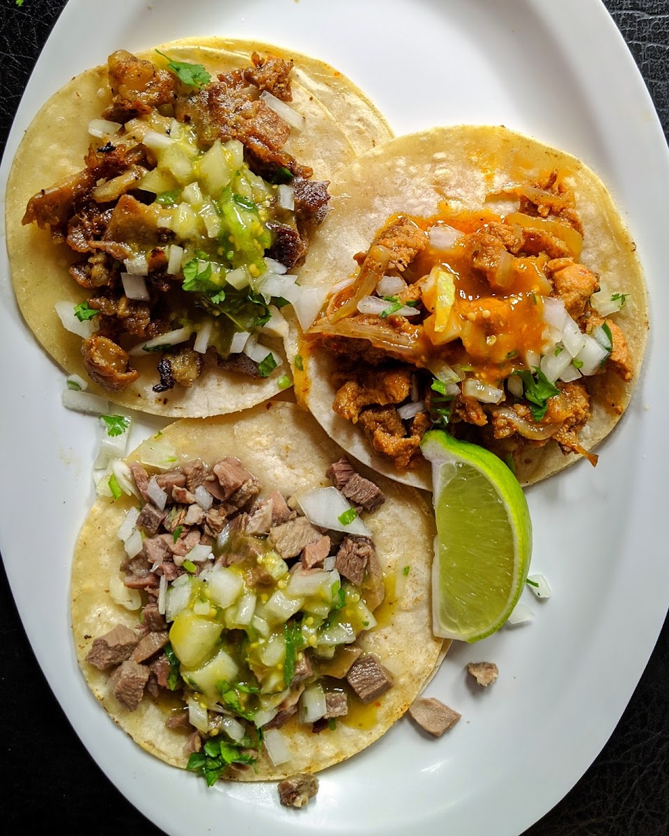 Taqueria La Cazuela - Photo 7