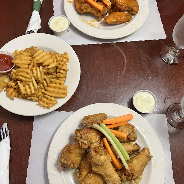 O'Neill's Famous Wings