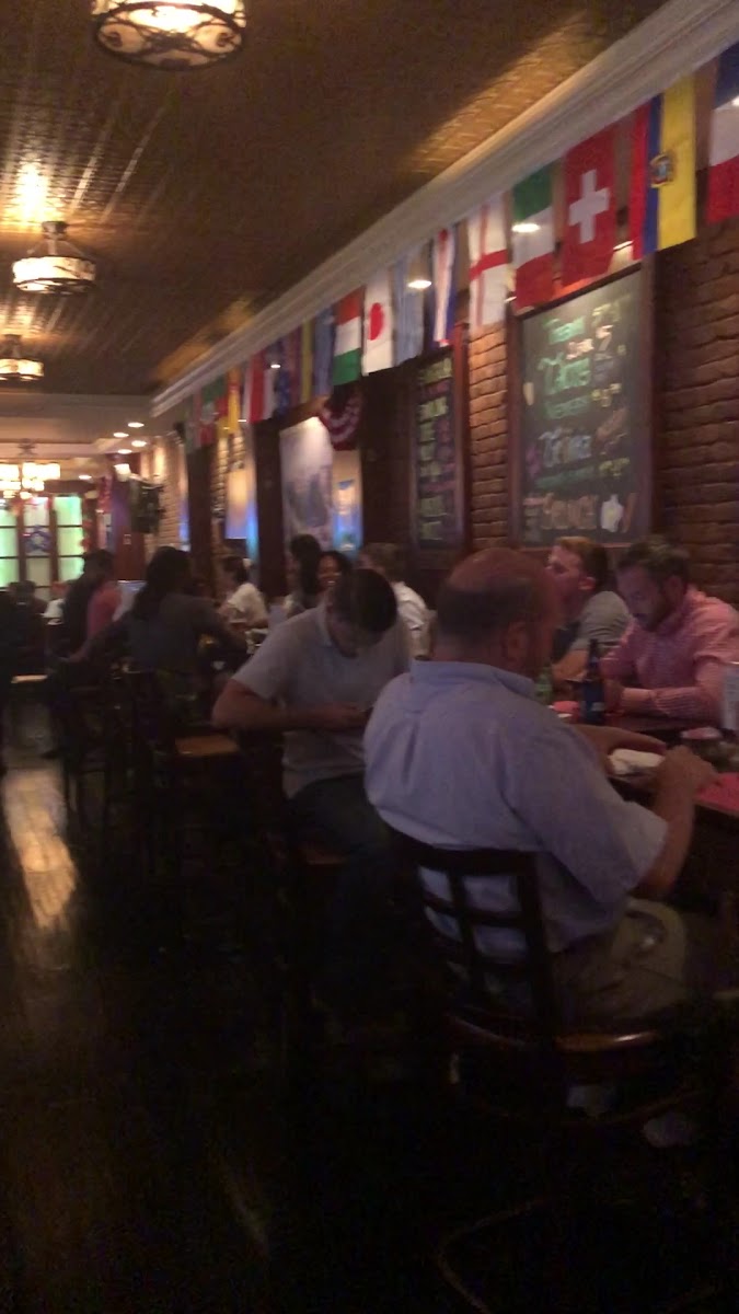 Ryan Maguire's Bar & Restaurant - Photo 1