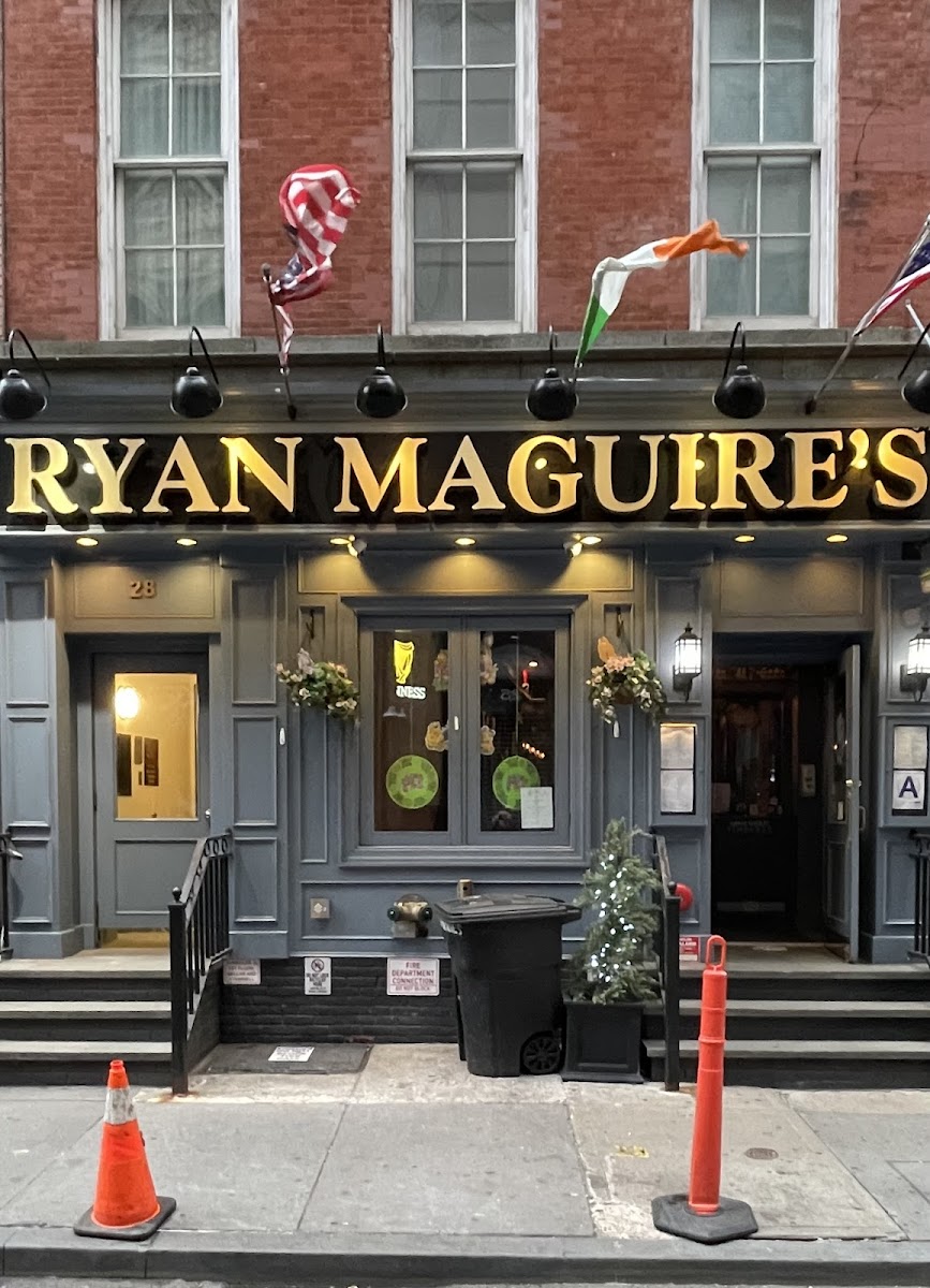 Ryan Maguire's Bar & Restaurant - Photo 2