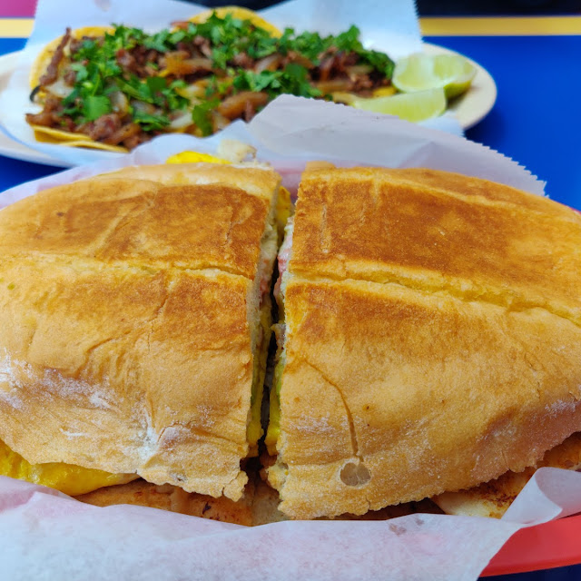 Torta De Jamon Y Queso