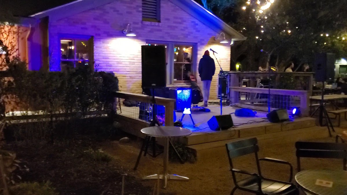 Radio Coffee & Beer - Photo 1