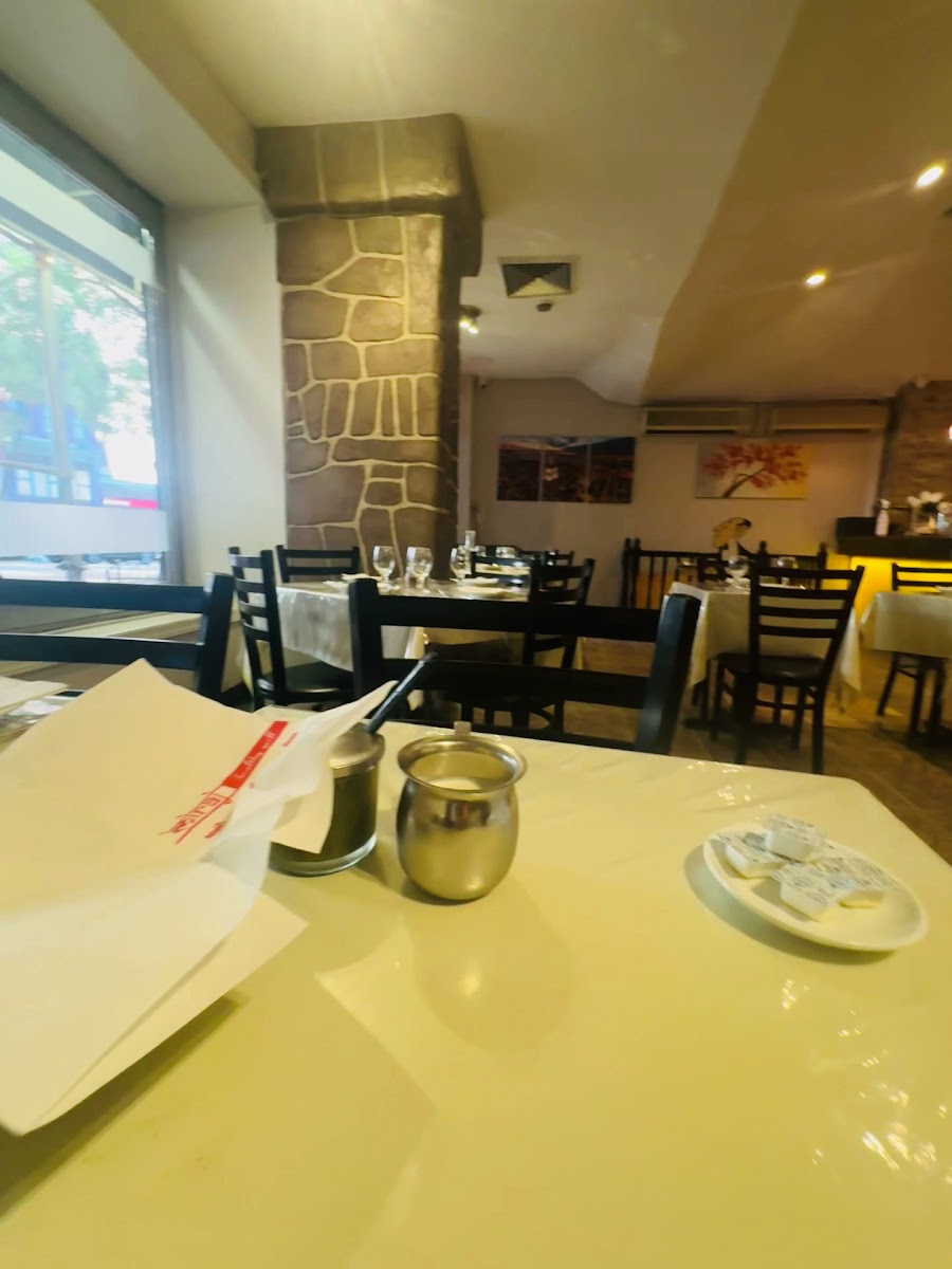 Miraj Healthy Grill - Photo 1