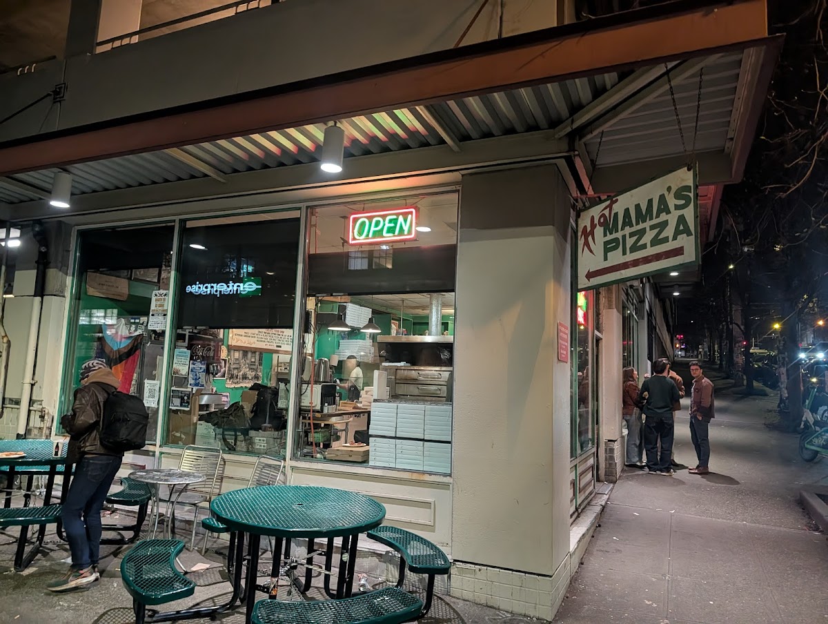 Hot Mama's Pizza - Photo 1