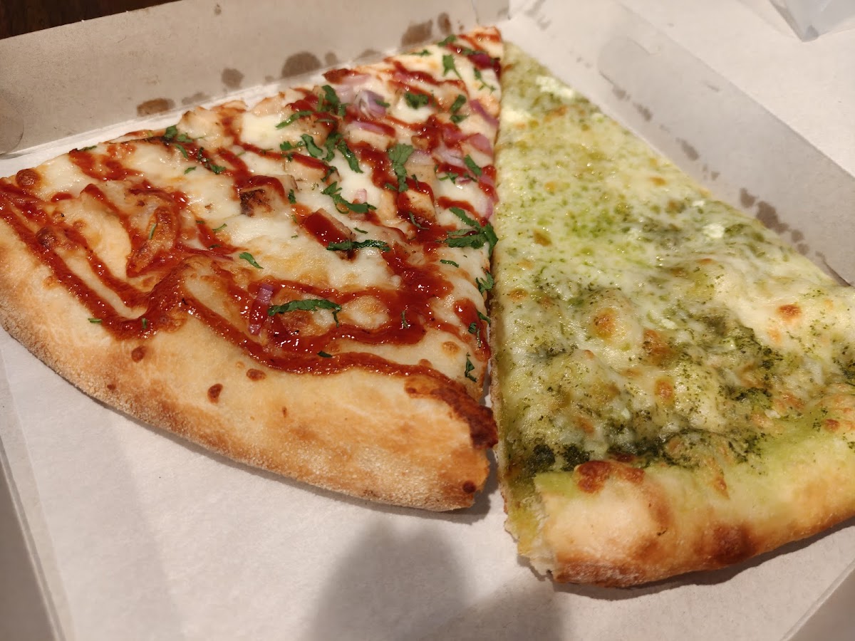 Hot Mama's Pizza - Photo 3